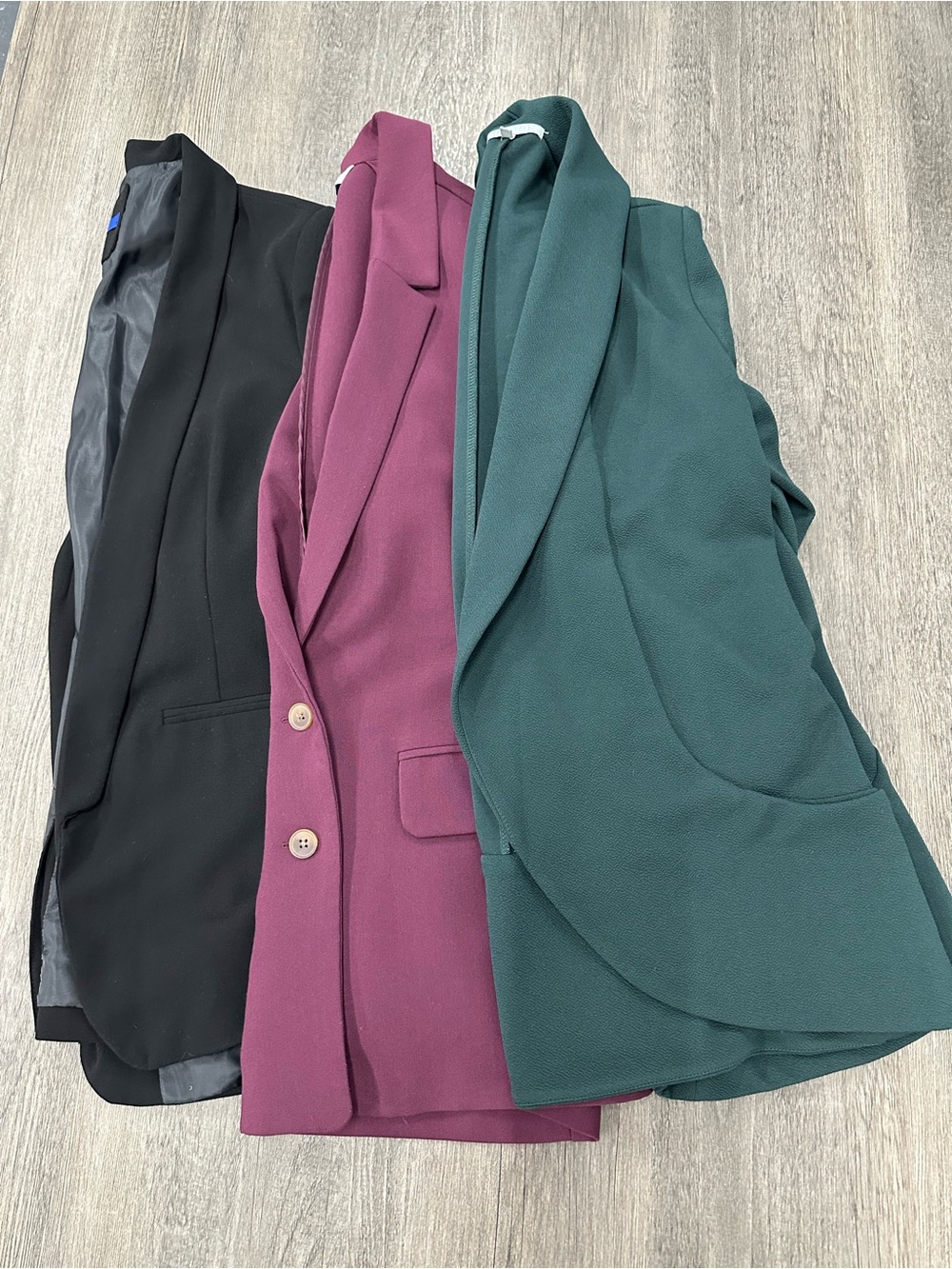 Women’s blazers lot of 3 XL longer style - Black, maroon , Hunter Green